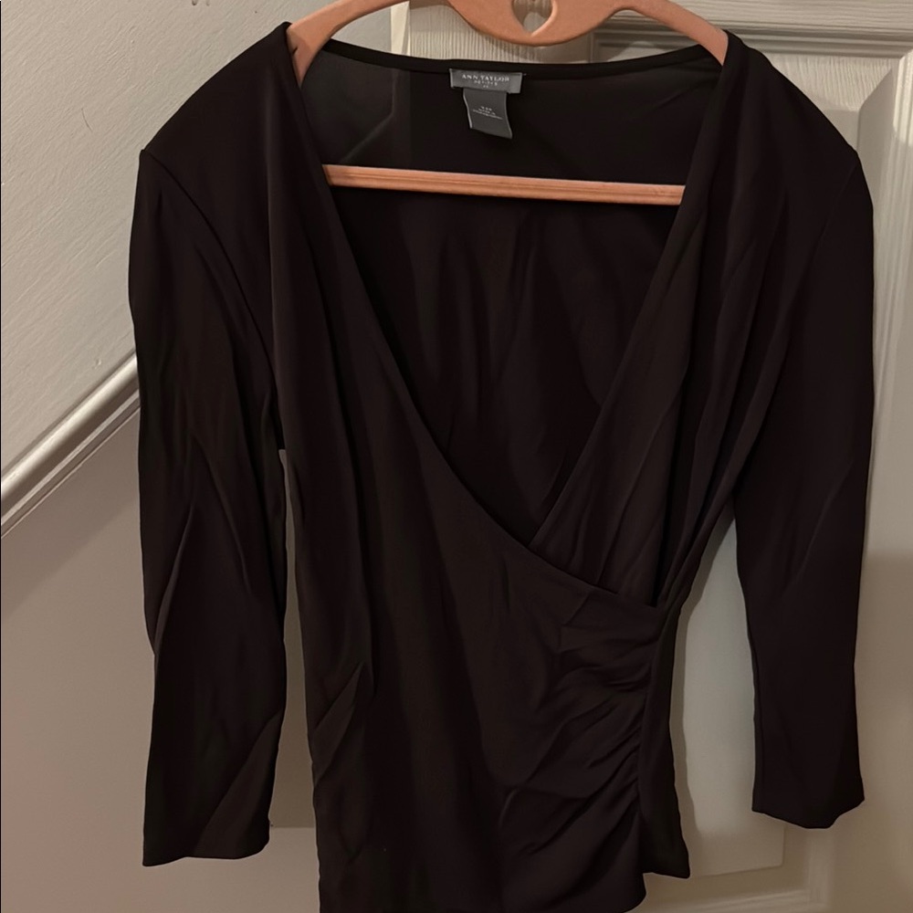 Anne Taylor Petite XS Brown Long Sleeve Wrap Top